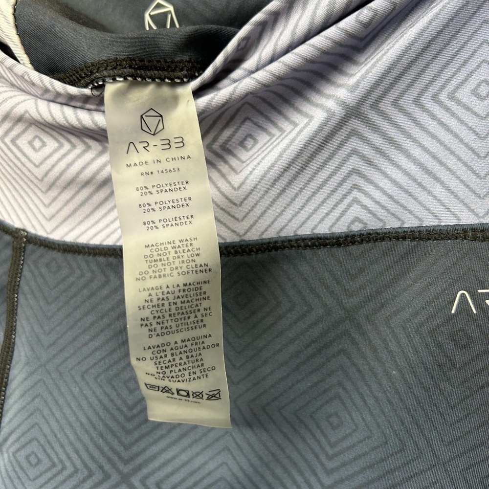 AR 33 High Rise Leggings - Picture 4 of 6